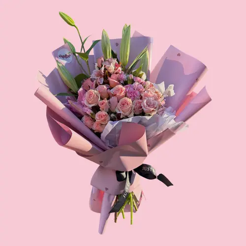 Ramo Encanto Rosado con Lirios