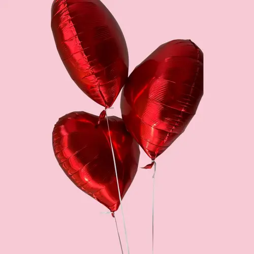 Trío de Corazones Flotantes