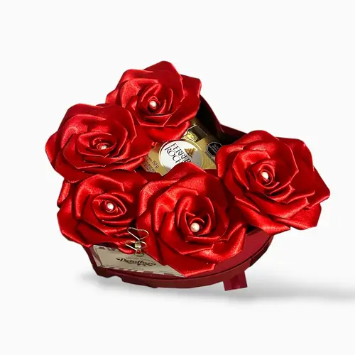 Caja Corazón de Rosas Eternas y Ferrero